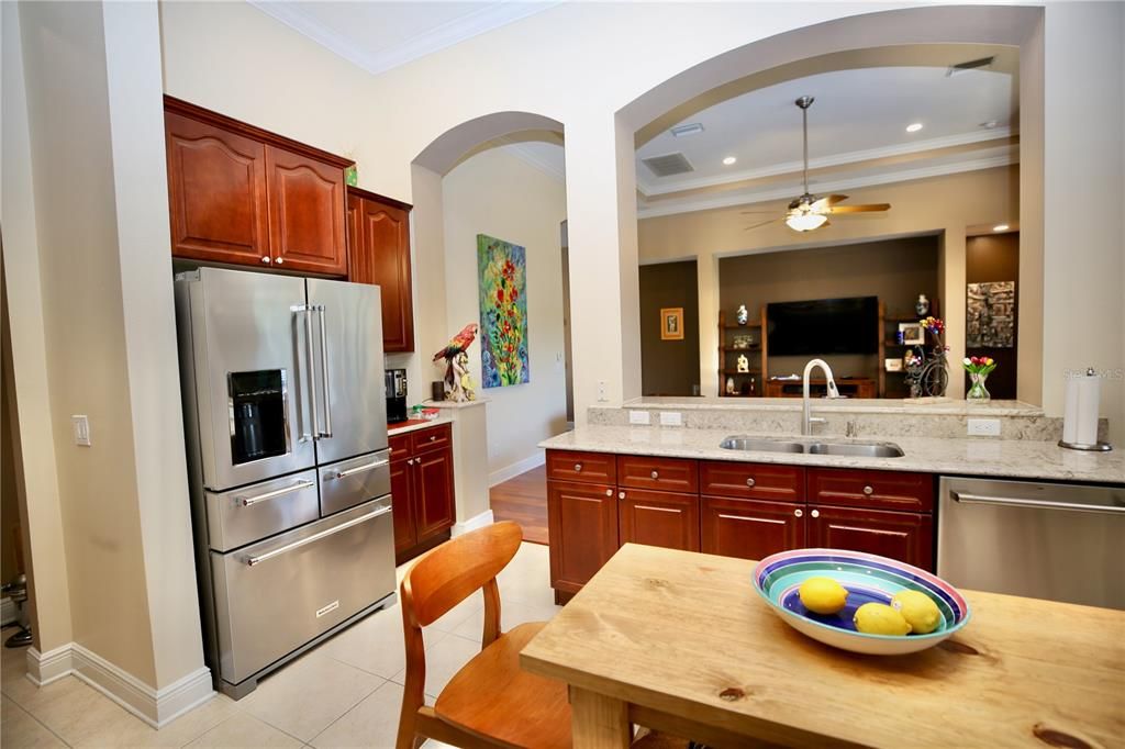 For Sale: $1,195,000 (4 beds, 3 baths, 2916 Square Feet)
