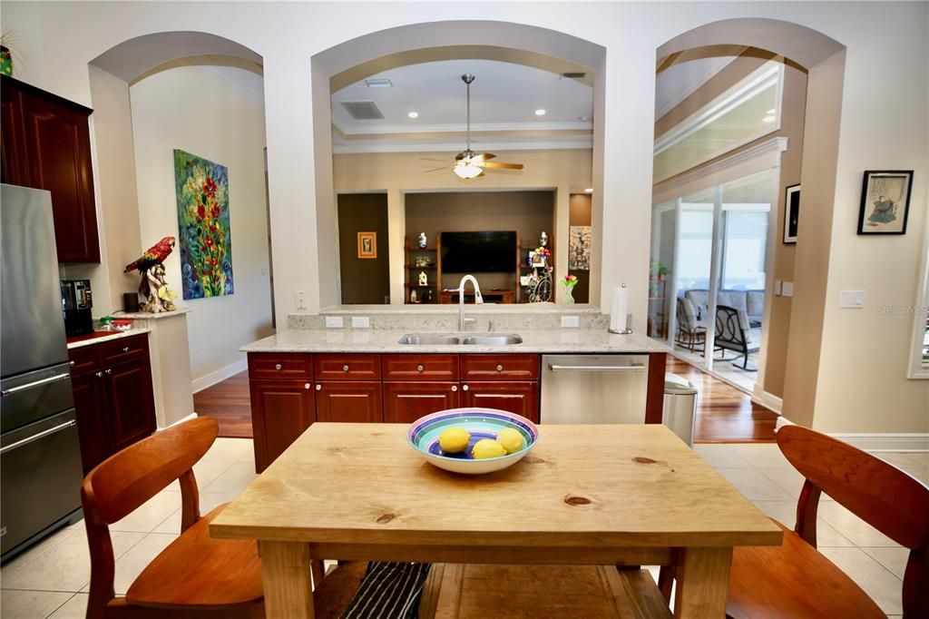 For Sale: $1,195,000 (4 beds, 3 baths, 2916 Square Feet)