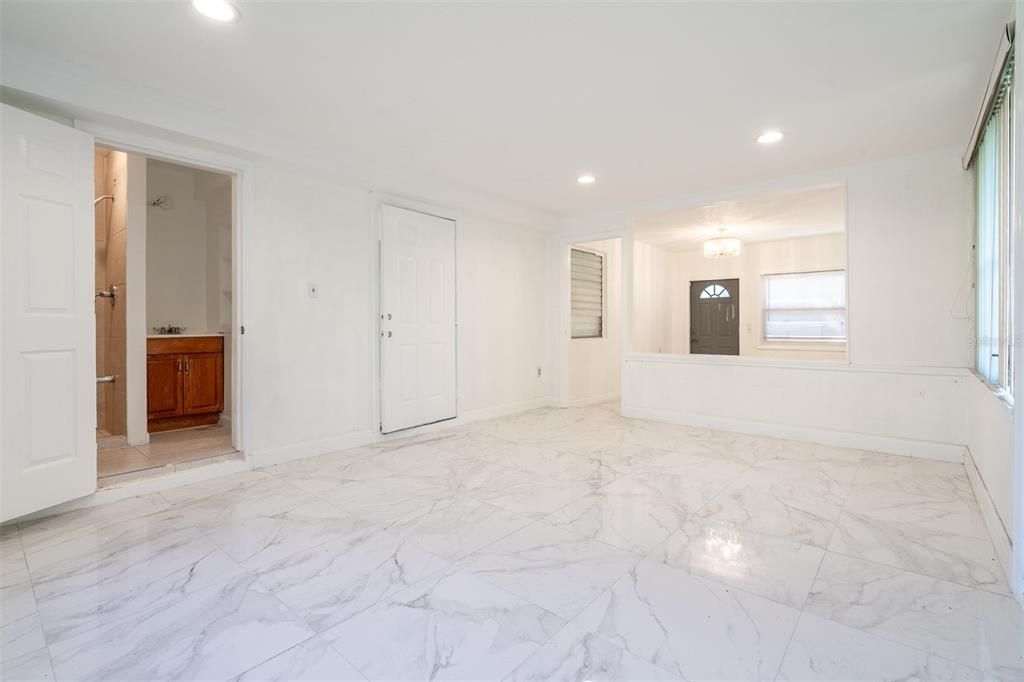 En Venta: $340,000 (0 camas, 0 baños, 1549 Pies cuadrados)