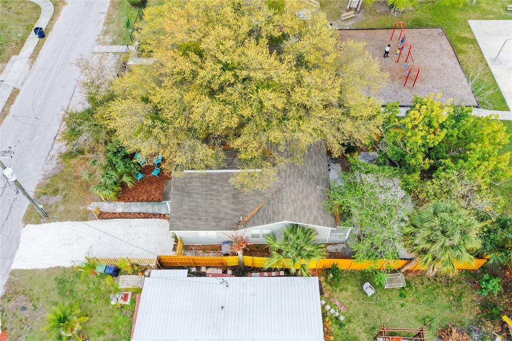 На продажу: $369,000 (3 спален, 2 ванн, 988 Квадратных фут)