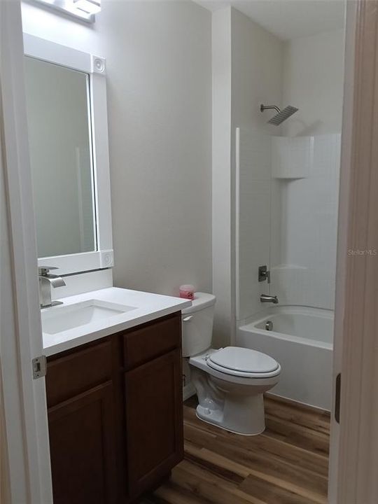 En Venta: $279,990 (4 camas, 2 baños, 1851 Pies cuadrados)