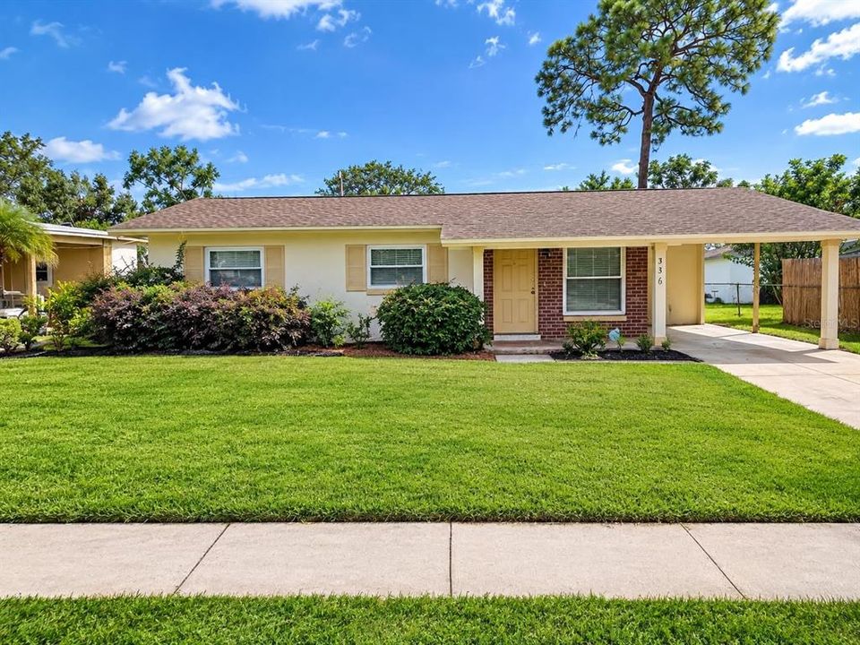 For Sale: $252,900 (4 beds, 2 baths, 1342 Square Feet)