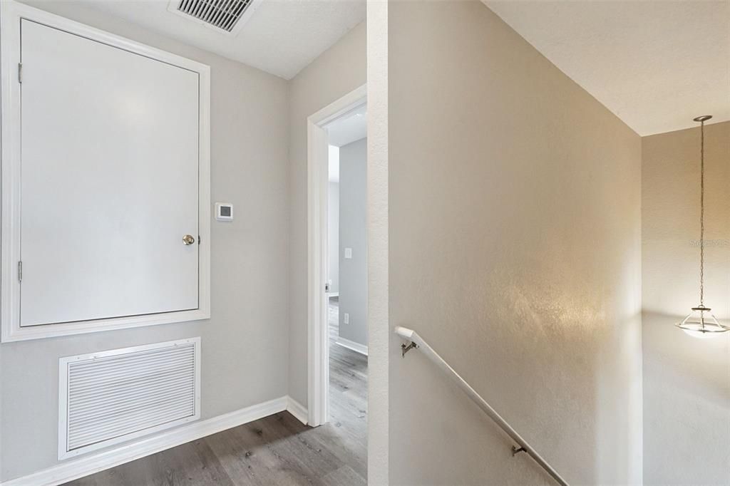 En Venta: $279,900 (2 camas, 2 baños, 1350 Pies cuadrados)