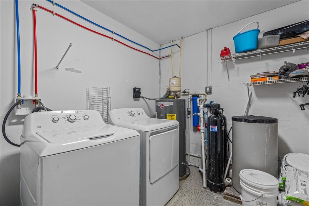 En Venta: $650,000 (6 camas, 4 baños, 3302 Pies cuadrados)