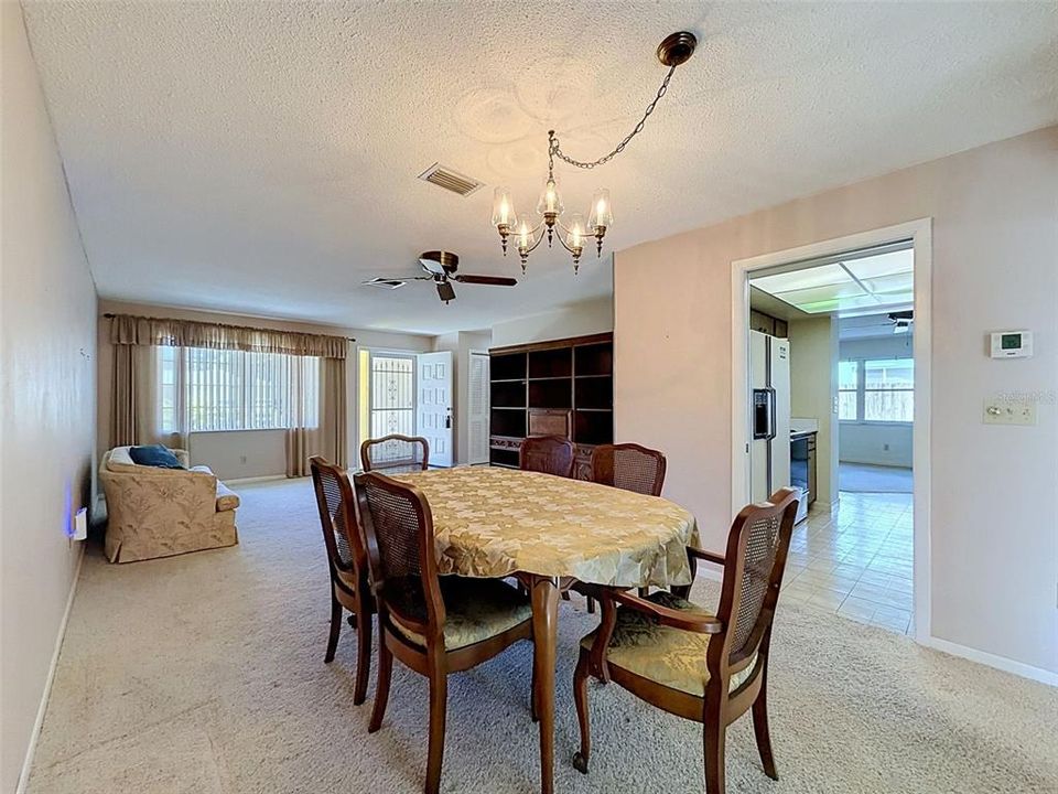 For Sale: $379,900 (2 beds, 2 baths, 1535 Square Feet)