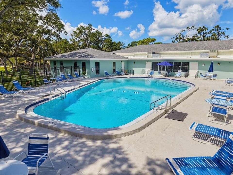 For Sale: $379,900 (2 beds, 2 baths, 1535 Square Feet)