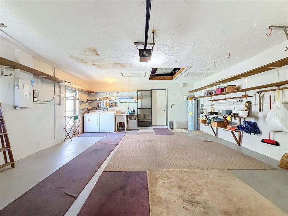 For Sale: $379,900 (2 beds, 2 baths, 1535 Square Feet)