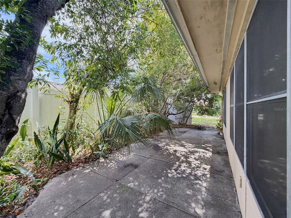 For Sale: $379,900 (2 beds, 2 baths, 1535 Square Feet)