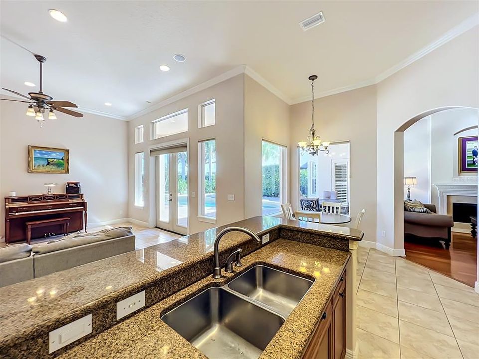 For Sale: $789,999 (4 beds, 3 baths, 3394 Square Feet)