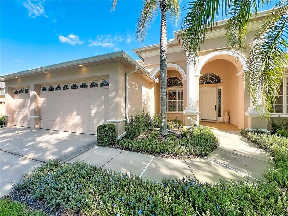For Sale: $789,999 (4 beds, 3 baths, 3394 Square Feet)