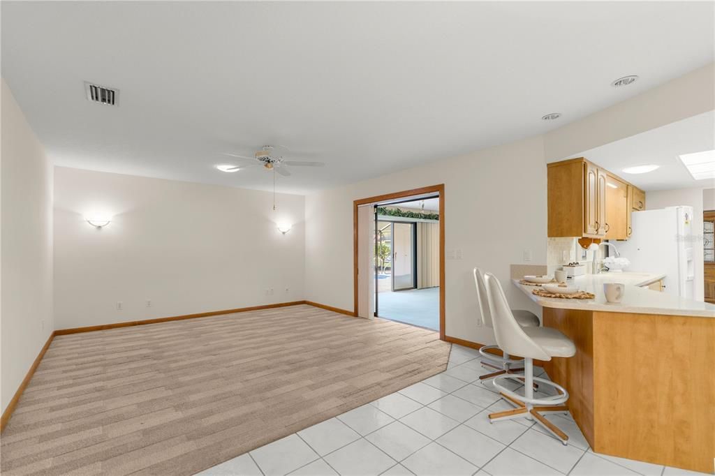 На продажу: $329,000 (3 спален, 3 ванн, 2324 Квадратных фут)