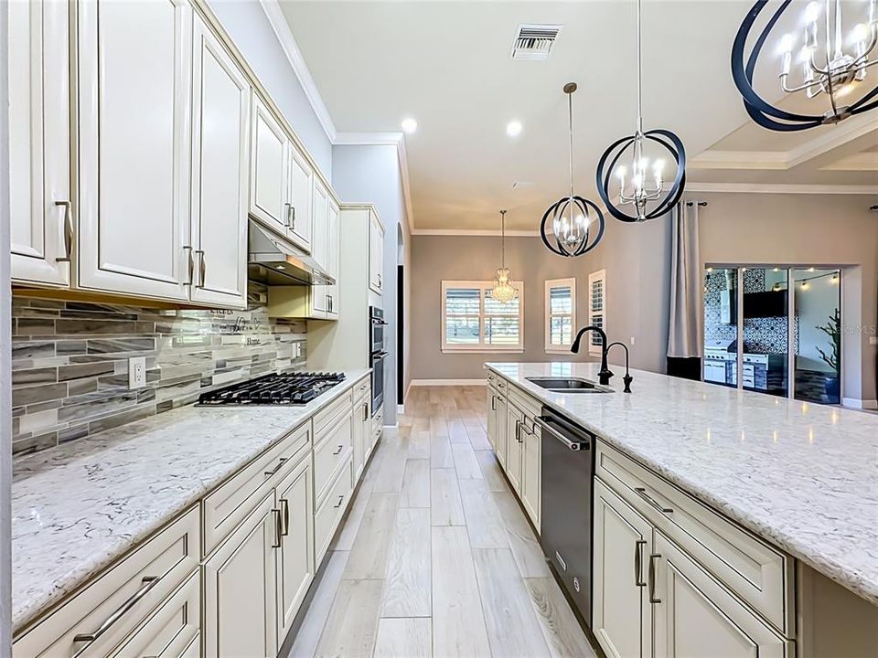 For Rent: $5,250 (4 beds, 3 baths, 3202 Square Feet)