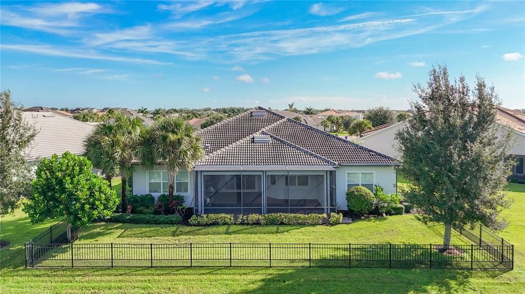For Rent: $5,250 (4 beds, 3 baths, 3202 Square Feet)