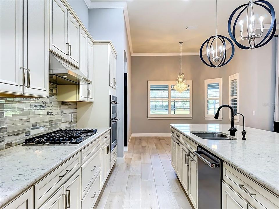 For Rent: $5,250 (4 beds, 3 baths, 3202 Square Feet)