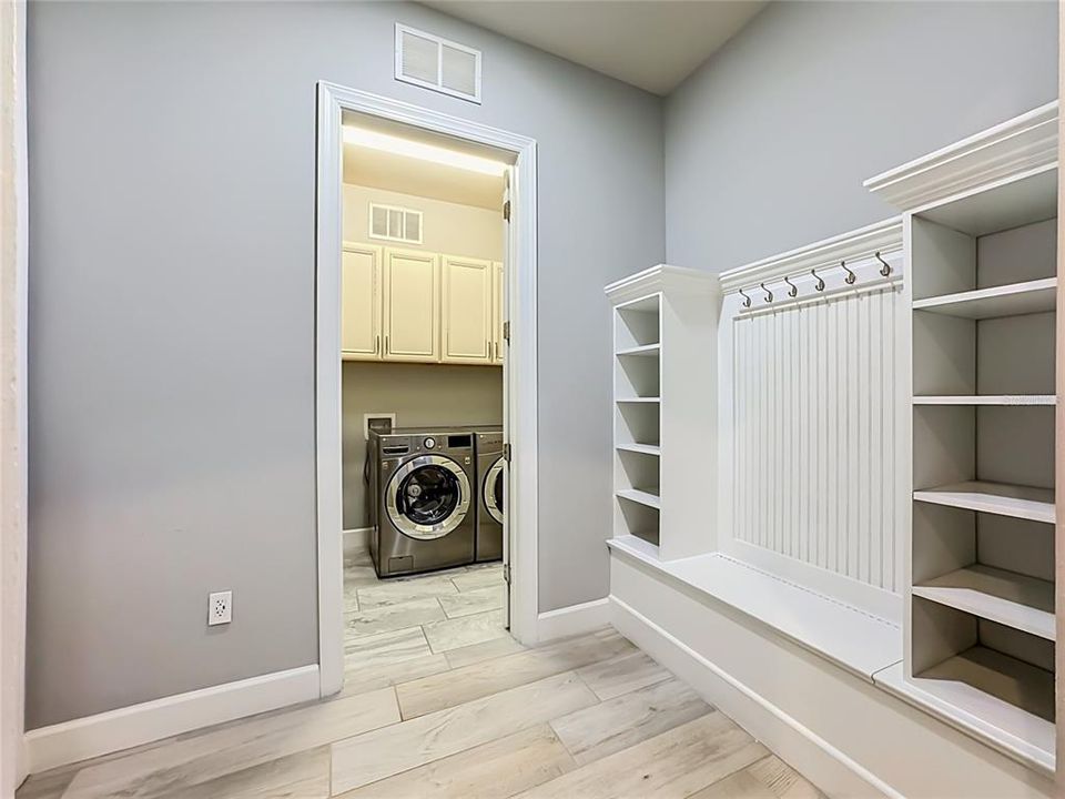 For Rent: $5,250 (4 beds, 3 baths, 3202 Square Feet)
