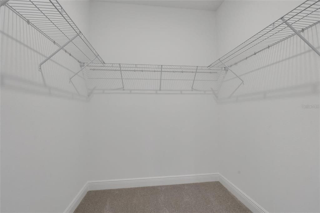 En Venta: $484,990 (4 camas, 3 baños, 2283 Pies cuadrados)