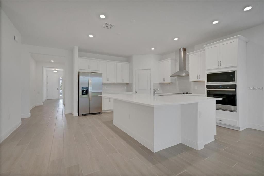 En Venta: $484,990 (4 camas, 3 baños, 2283 Pies cuadrados)