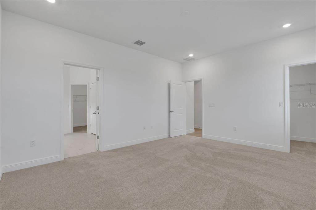 En Venta: $484,990 (4 camas, 3 baños, 2283 Pies cuadrados)