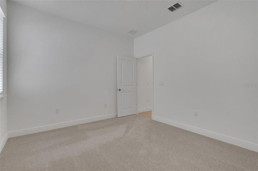 En Venta: $484,990 (4 camas, 3 baños, 2283 Pies cuadrados)