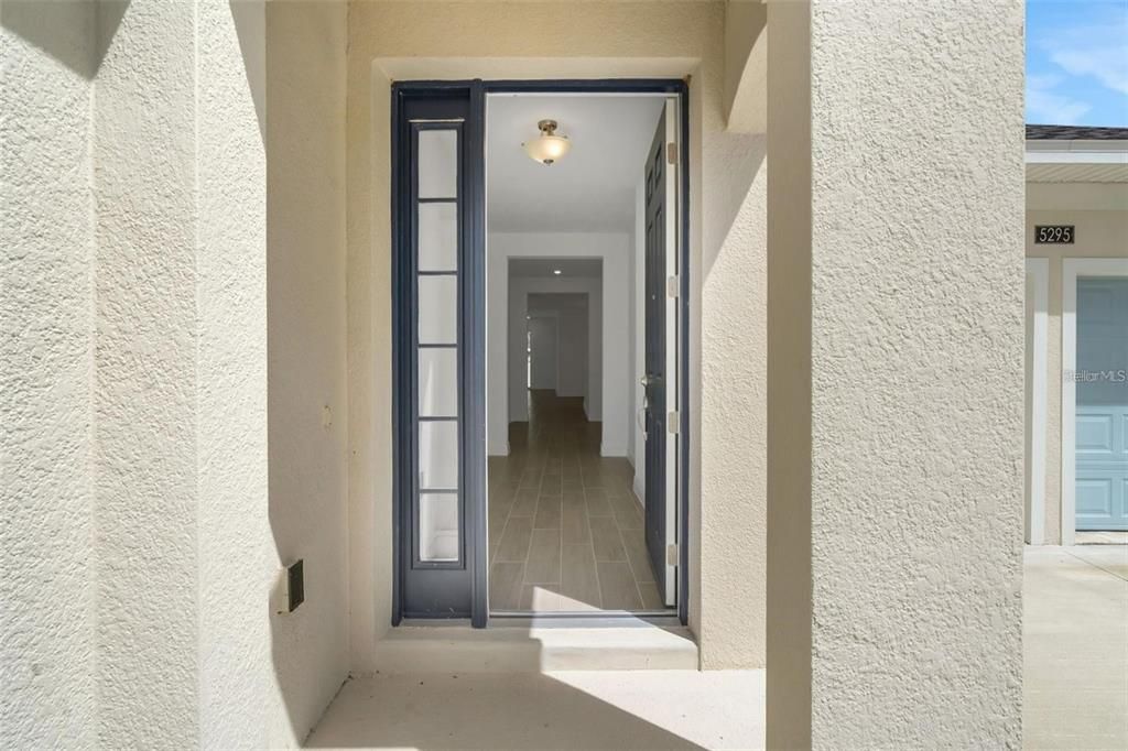 En Venta: $484,990 (4 camas, 3 baños, 2283 Pies cuadrados)