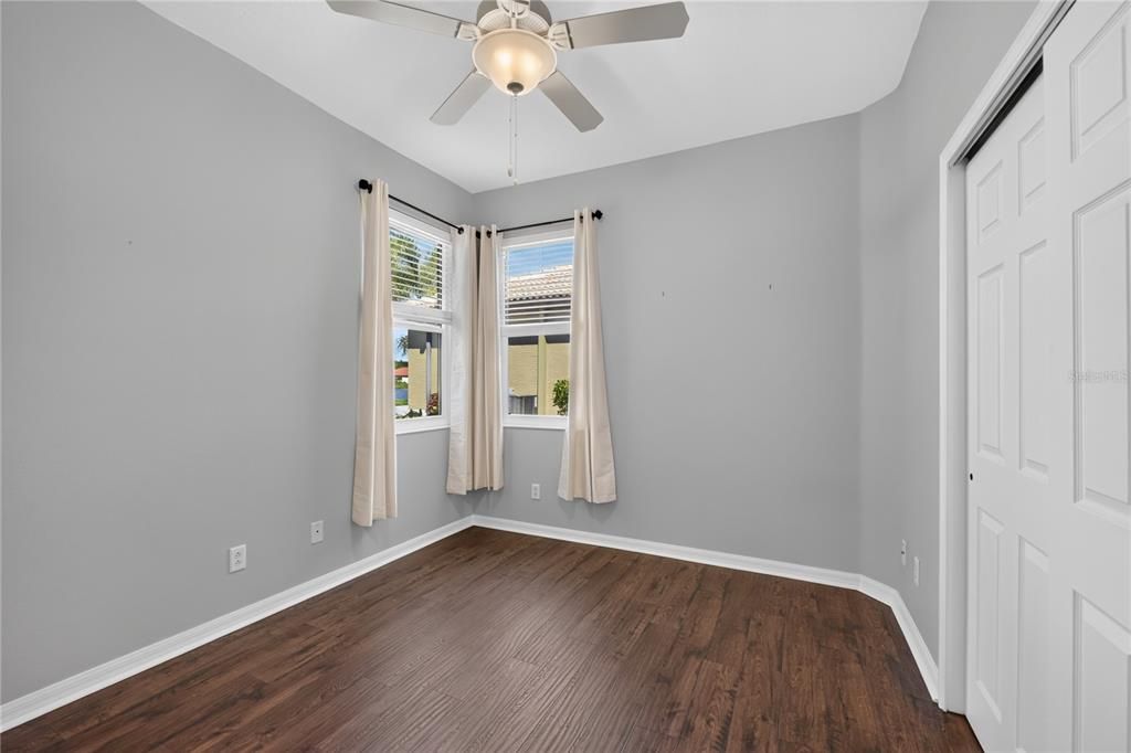 For Sale: $285,000 (2 beds, 2 baths, 1560 Square Feet)