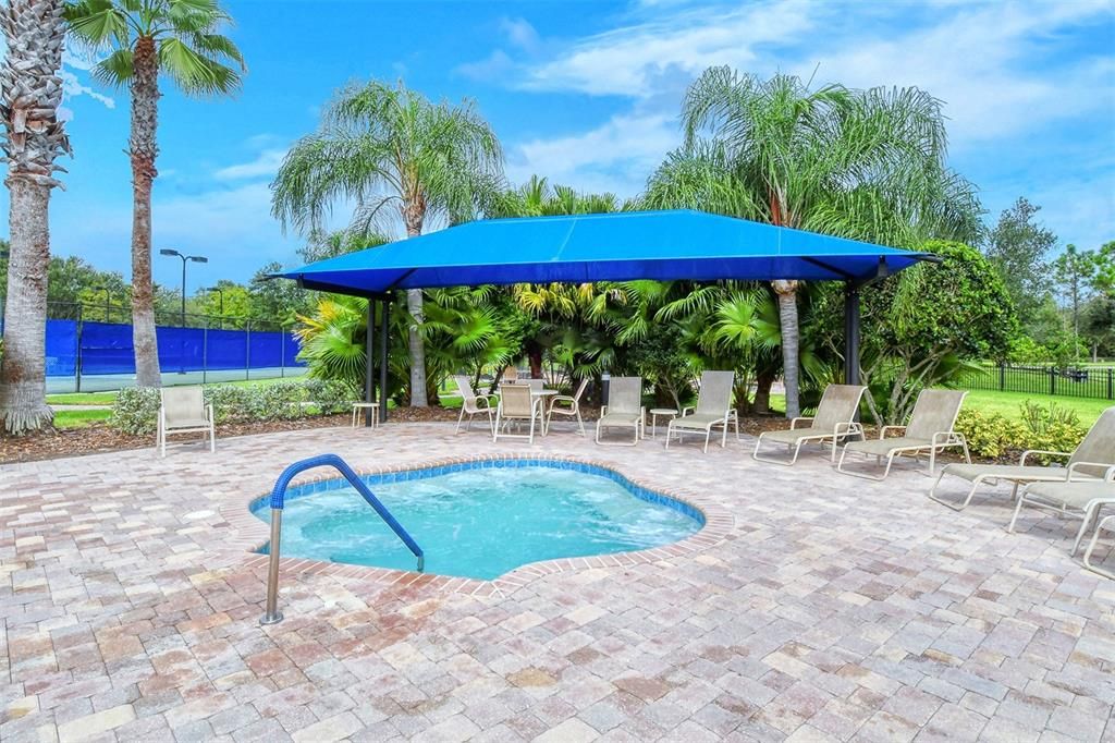 For Sale: $285,000 (2 beds, 2 baths, 1560 Square Feet)