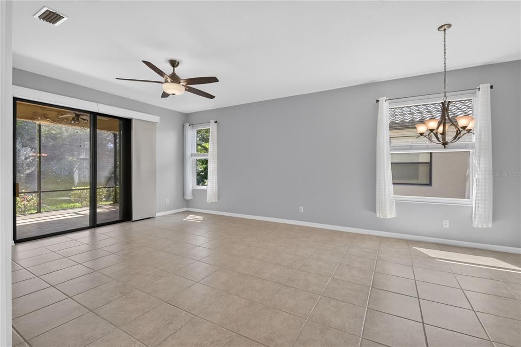 For Sale: $285,000 (2 beds, 2 baths, 1560 Square Feet)