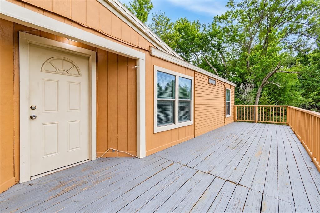 For Sale: $285,000 (3 beds, 2 baths, 1708 Square Feet)