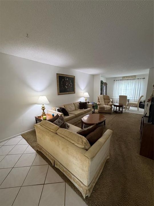For Sale: $115,900 (2 beds, 2 baths, 917 Square Feet)