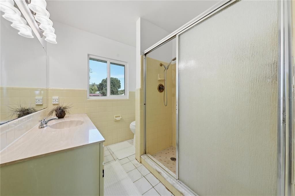 En Venta: $569,000 (3 camas, 3 baños, 1467 Pies cuadrados)