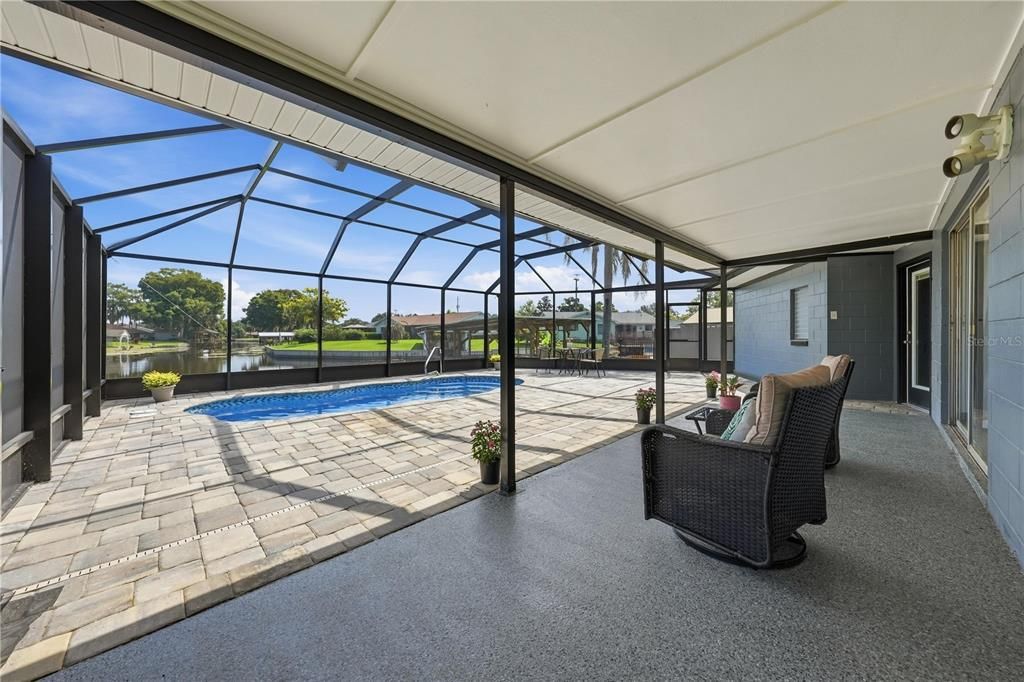 En Venta: $569,000 (3 camas, 3 baños, 1467 Pies cuadrados)