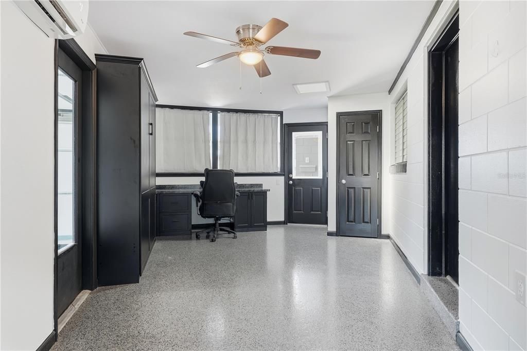 En Venta: $569,000 (3 camas, 3 baños, 1467 Pies cuadrados)