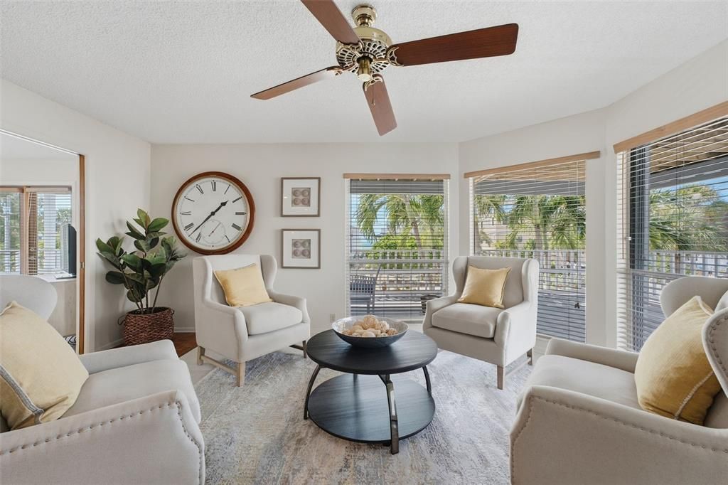 For Sale: $1,675,000 (4 beds, 2 baths, 2015 Square Feet)