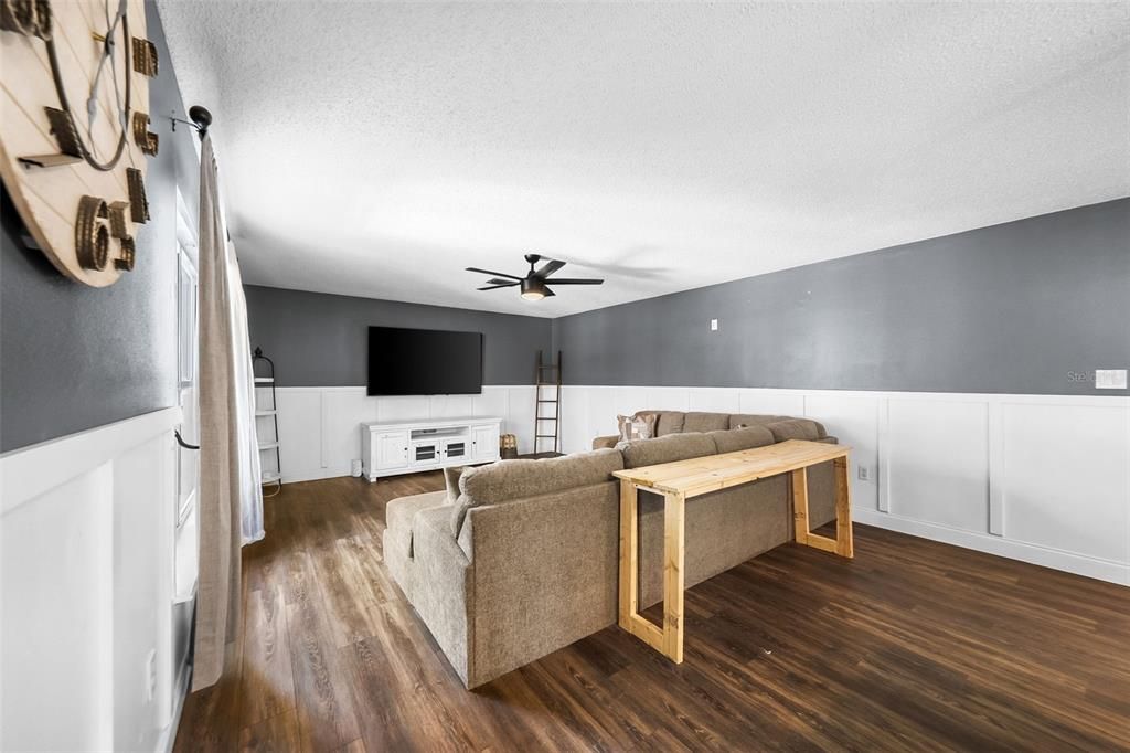 For Sale: $392,000 (4 beds, 2 baths, 2380 Square Feet)