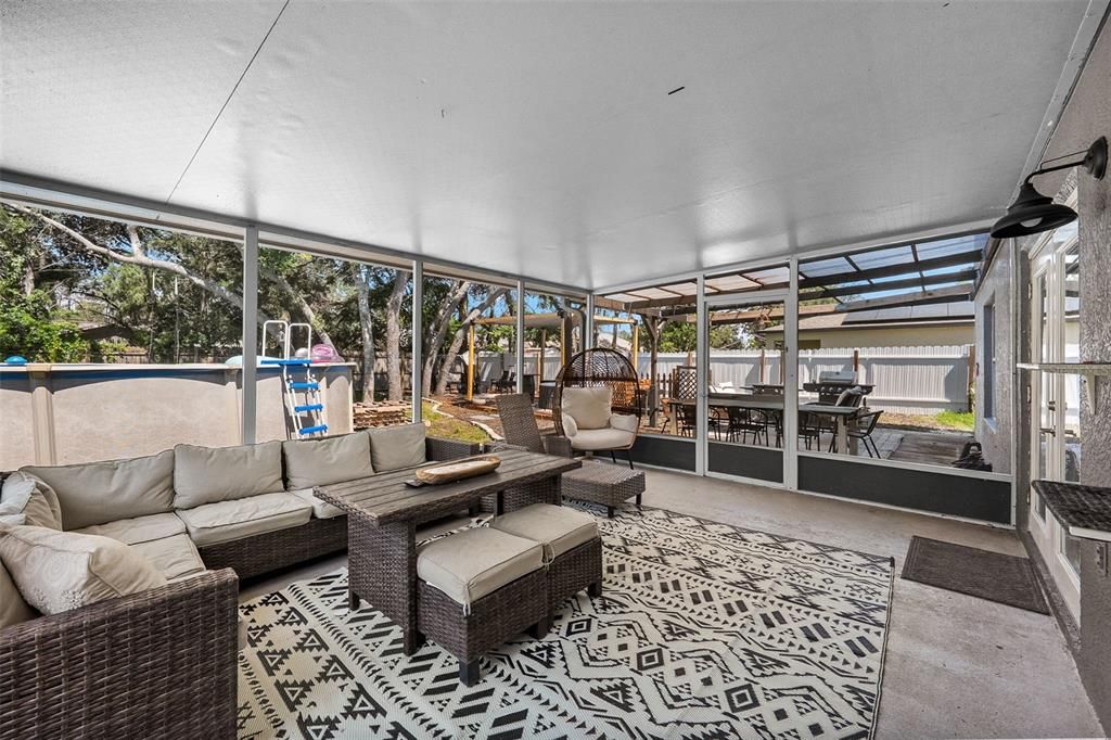 For Sale: $392,000 (4 beds, 2 baths, 2380 Square Feet)