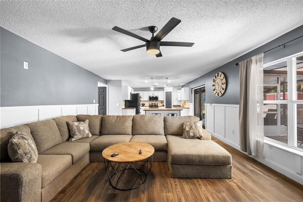 For Sale: $392,000 (4 beds, 2 baths, 2380 Square Feet)