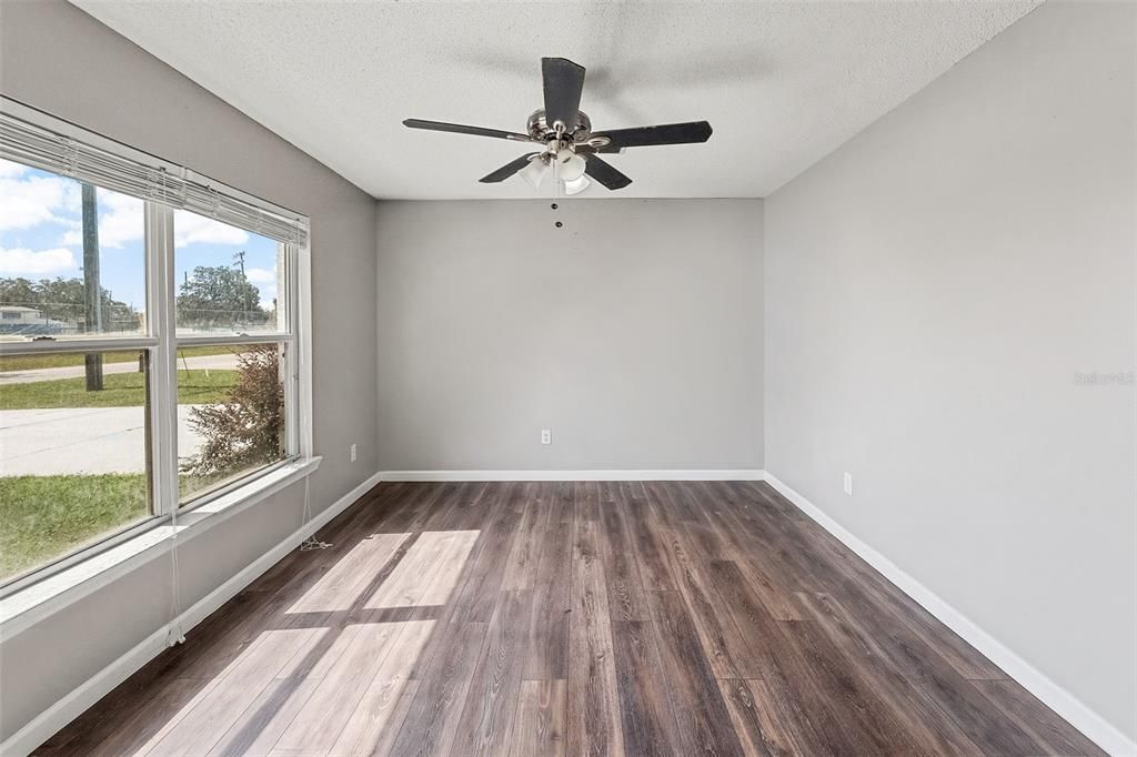 For Sale: $392,000 (4 beds, 2 baths, 2380 Square Feet)