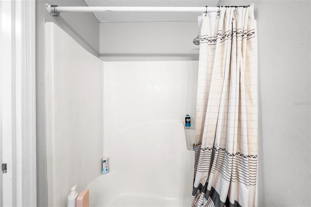 For Sale: $392,000 (4 beds, 2 baths, 2380 Square Feet)