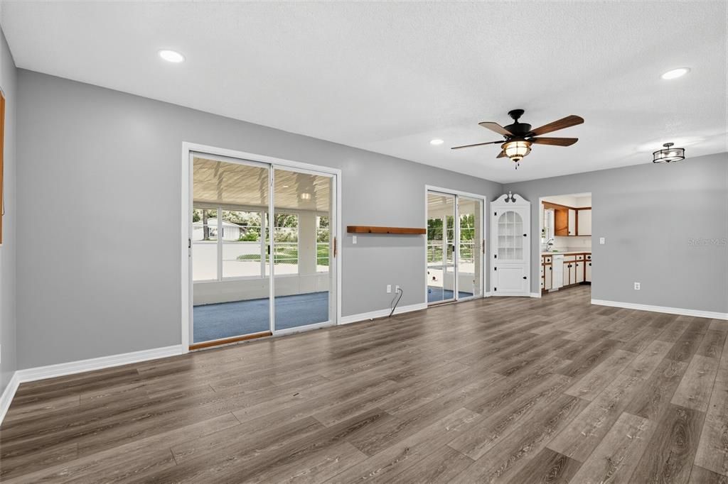 For Sale: $285,000 (3 beds, 2 baths, 1503 Square Feet)