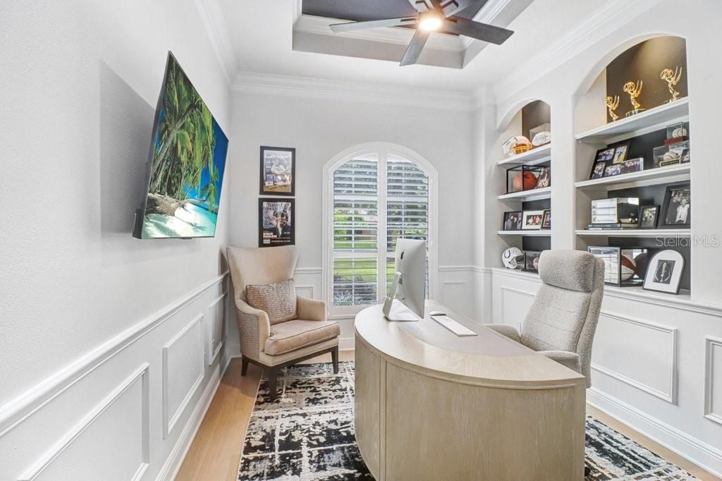En Venta: $1,299,900 (4 camas, 3 baños, 3585 Pies cuadrados)
