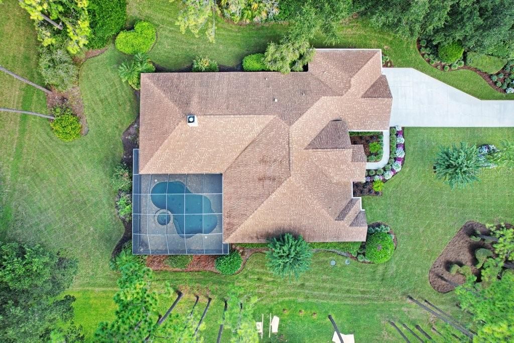 En Venta: $1,299,900 (4 camas, 3 baños, 3585 Pies cuadrados)