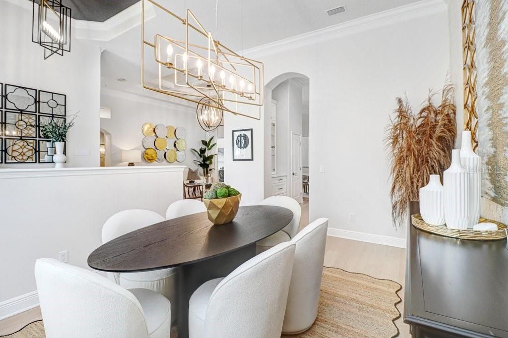 En Venta: $1,299,900 (4 camas, 3 baños, 3585 Pies cuadrados)
