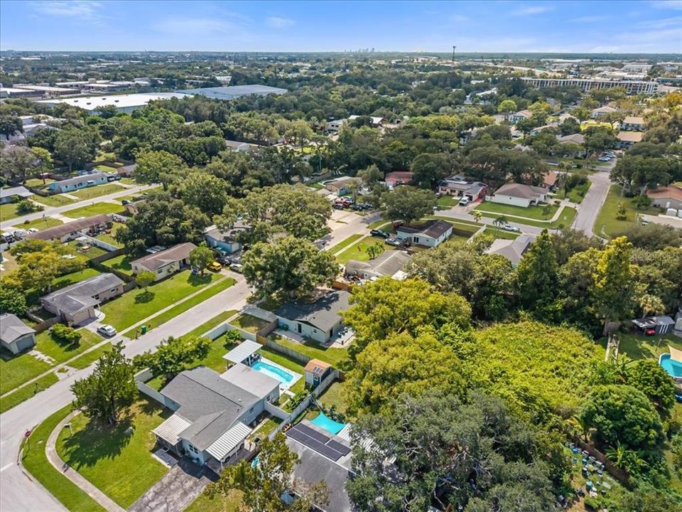 На продажу: $359,900 (3 спален, 1 ванн, 944 Квадратных фут)
