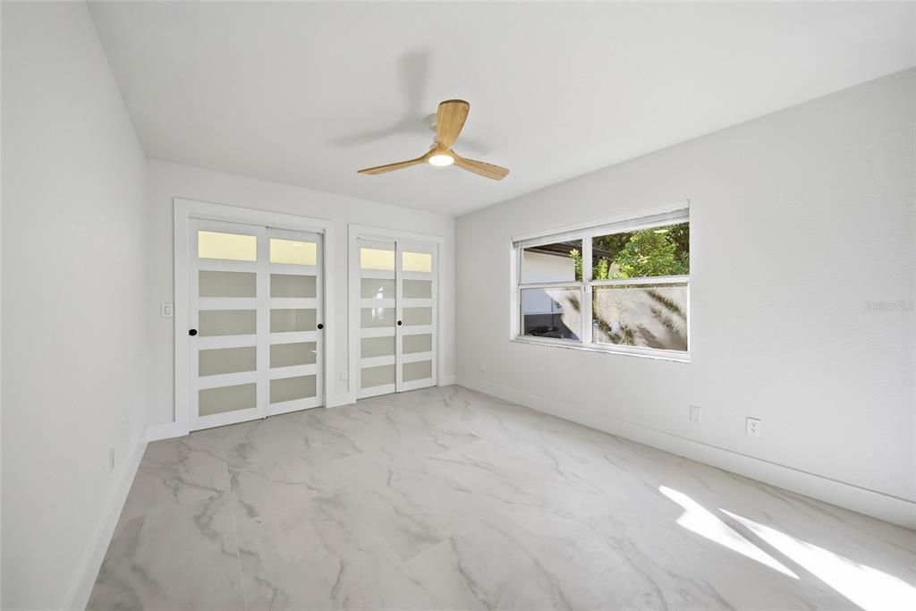 En Venta: $1,599,000 (6 camas, 4 baños, 3225 Pies cuadrados)