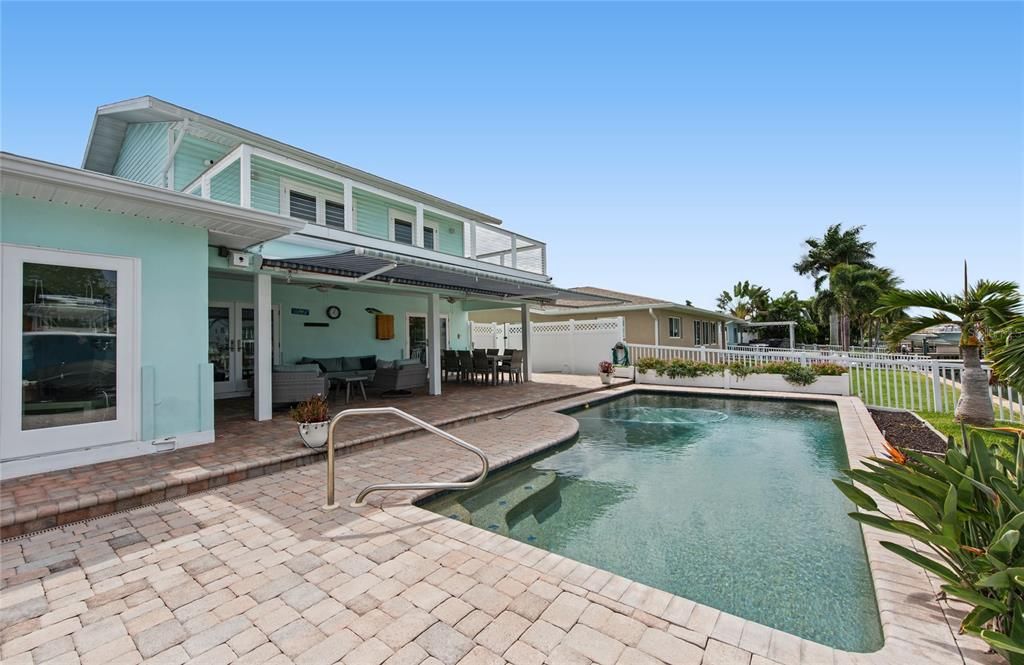 En Venta: $1,400,000 (3 camas, 2 baños, 2194 Pies cuadrados)