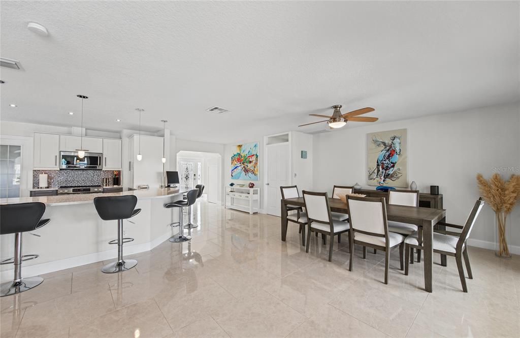 En Venta: $1,400,000 (3 camas, 2 baños, 2194 Pies cuadrados)
