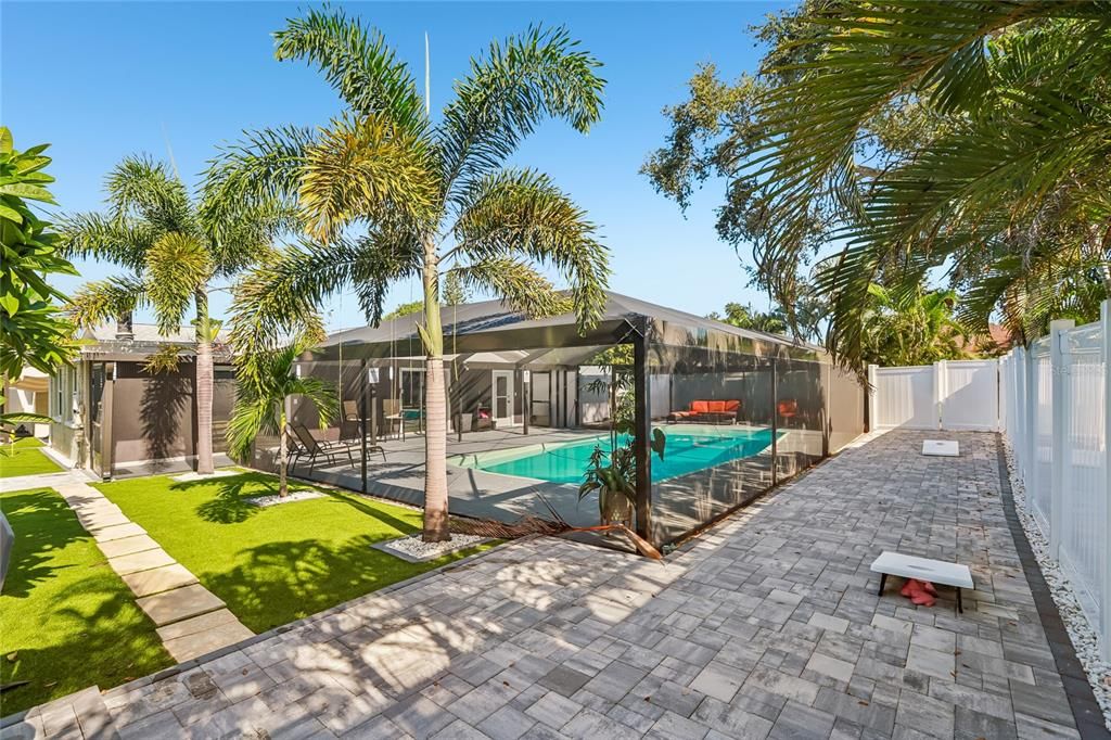 En Venta: $719,900 (4 camas, 2 baños, 1794 Pies cuadrados)