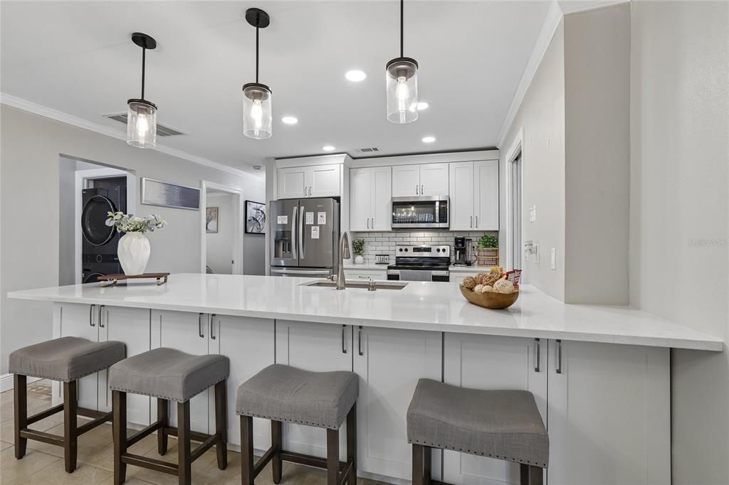 En Venta: $719,900 (4 camas, 2 baños, 1794 Pies cuadrados)