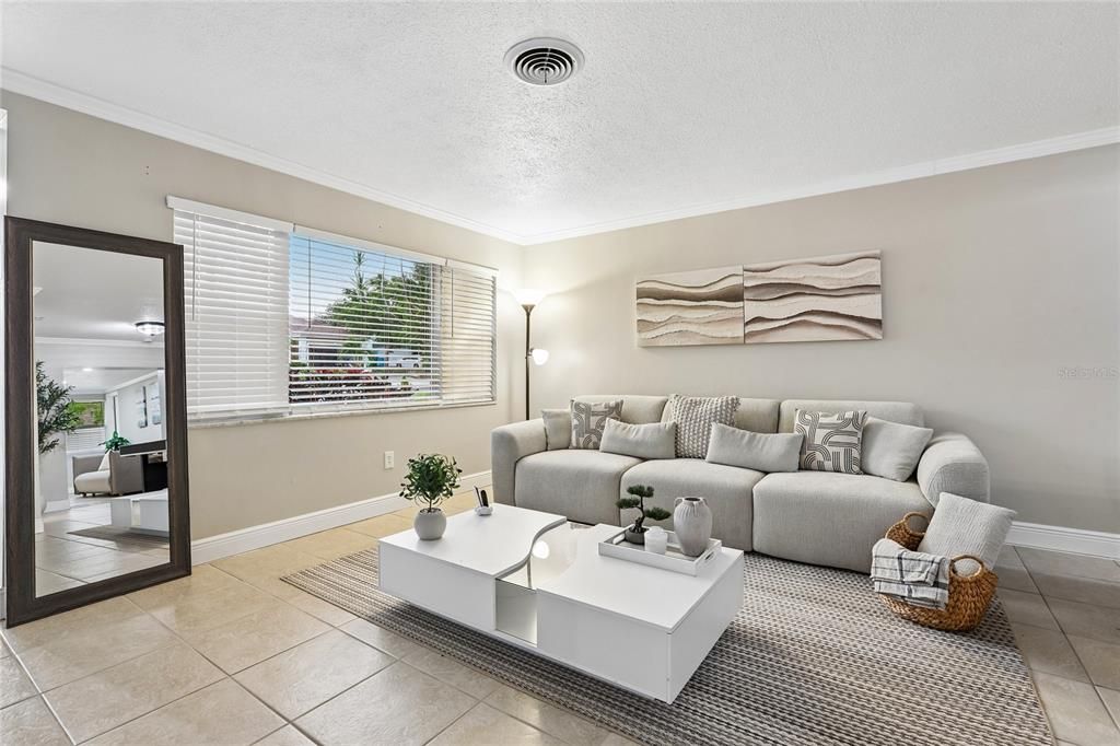 En Venta: $719,900 (4 camas, 2 baños, 1794 Pies cuadrados)