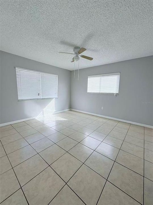 For Rent: $1,750 (3 beds, 2 baths, 1311 Square Feet)